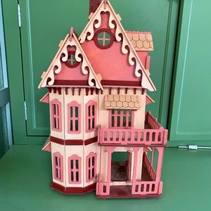 Dollhouse half scale